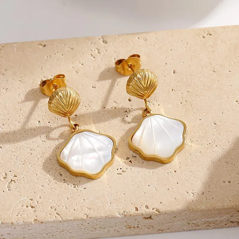 Ivanda Shell Stud Earrings Gold Stainless Steel CH1113 - view 04