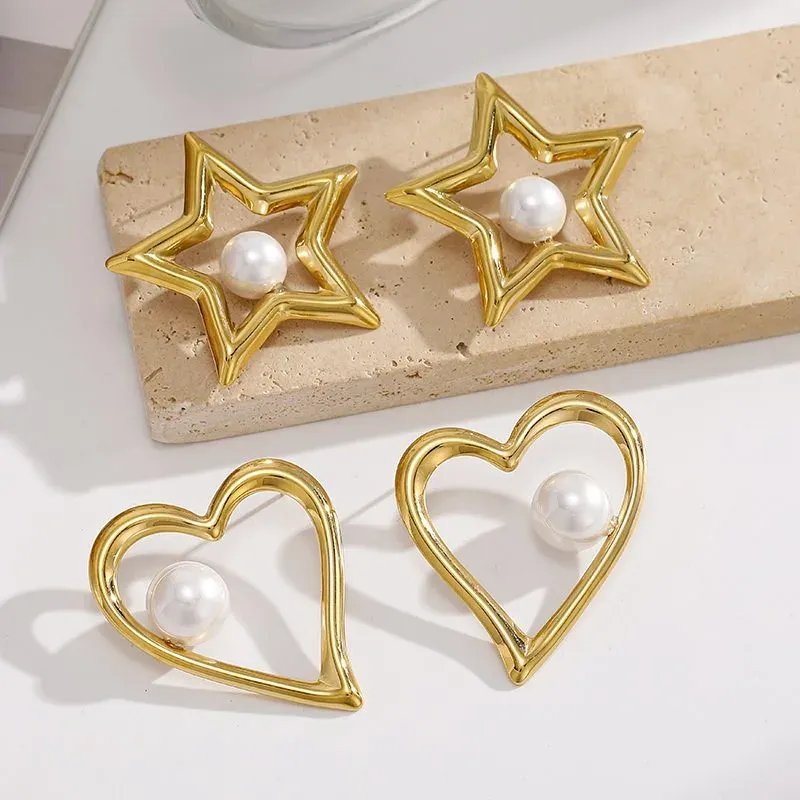 Ivanda Open Heart Pearl Stud Earrings Gold CHZRK616-37 - view 05