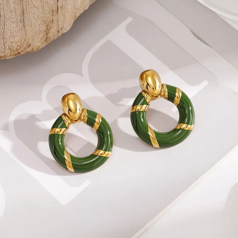 Ivanda Black Enamel Hoop Earrings with Gold Wrap YHTSE-2608100 - view 05