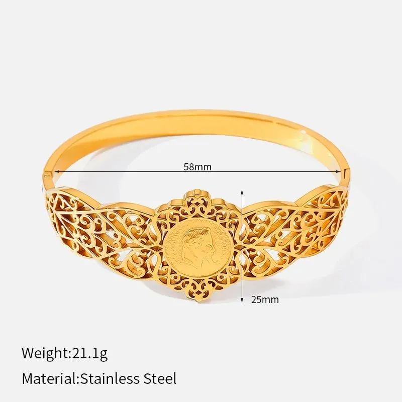 Ivanda Pavé Starfish Bangle Gold CHOB-1976-J-W - view 04