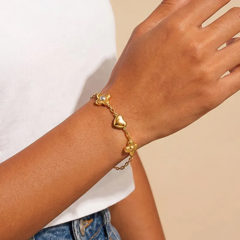 Ivanda Clover & Heart Charm Bracelet Two-Tone Gold YHTSB-260901 - view 05