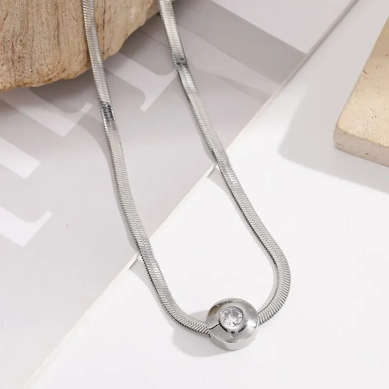 Ivanda Gold Stainless Steel Pendant Necklace YHTSN-260501 - view 02