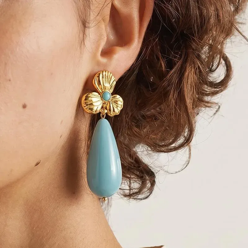 Ivanda Shell & Resin Teardrop Earrings PVD 18K Gold Plated Stainless Steel YWD2-E2504955-2 - view 04