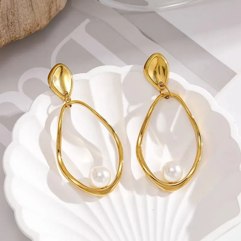 Ivanda Pearl Oval Hoop Earrings Large Gold Organic YWD1-E26061895-321 - view 03