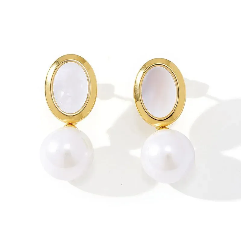 Ivanda Heart Outline Pearl Drop Earrings Gold CHZRK616-41 - view 04