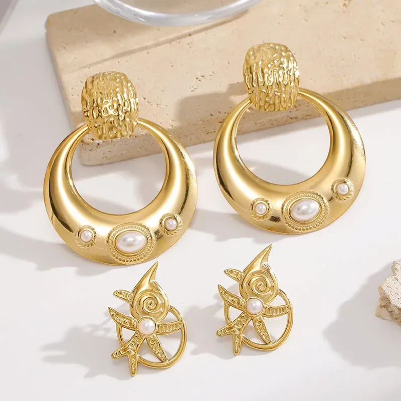 Ivanda Door Knocker Hoop Earrings Gold YWD2-E2504952 - view 05