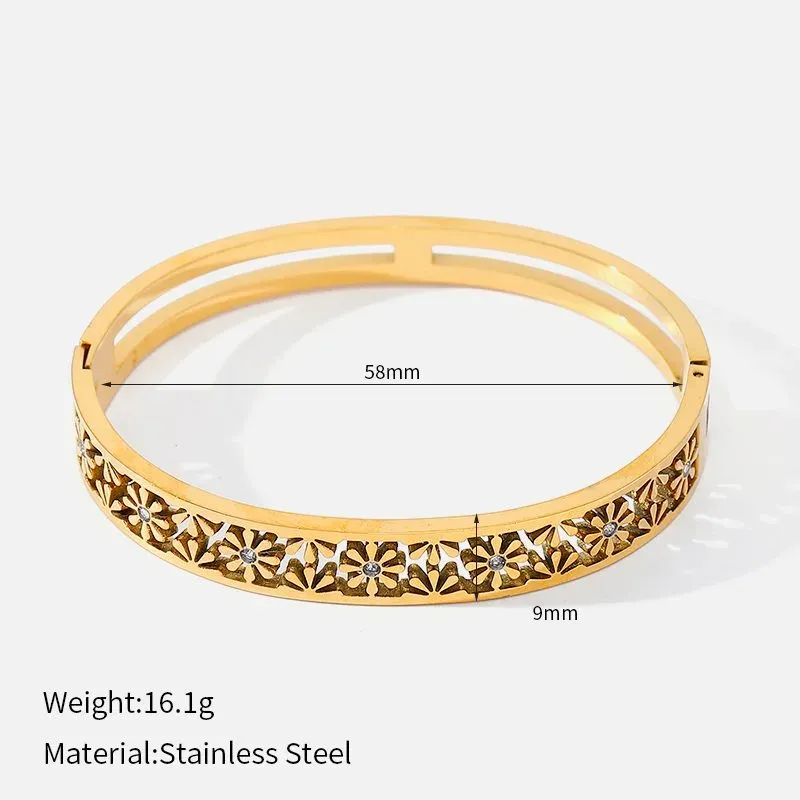 Ivanda Starfish Crystal Bangle PVD 18K Gold Plated Stainless Steel CHOB-1976-J-W - view 05