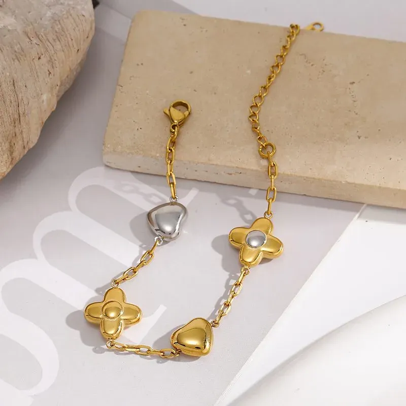 Ivanda Clover & Heart Charm Bracelet Two-Tone Gold YHTSB-260901 - view 02