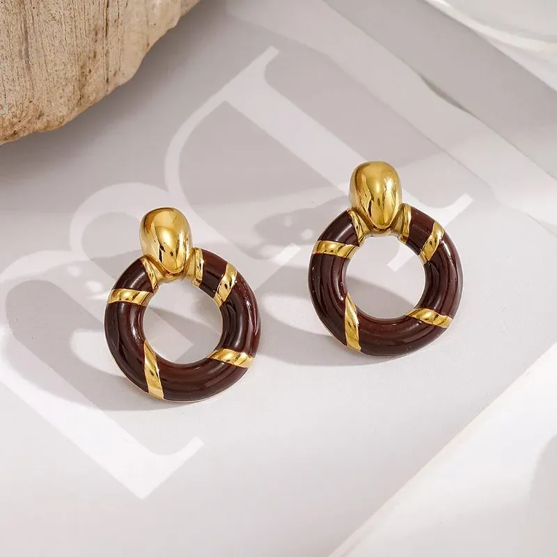 Ivanda Black Enamel Hoop Earrings with Gold Wrap YHTSE-2608100 - view 03