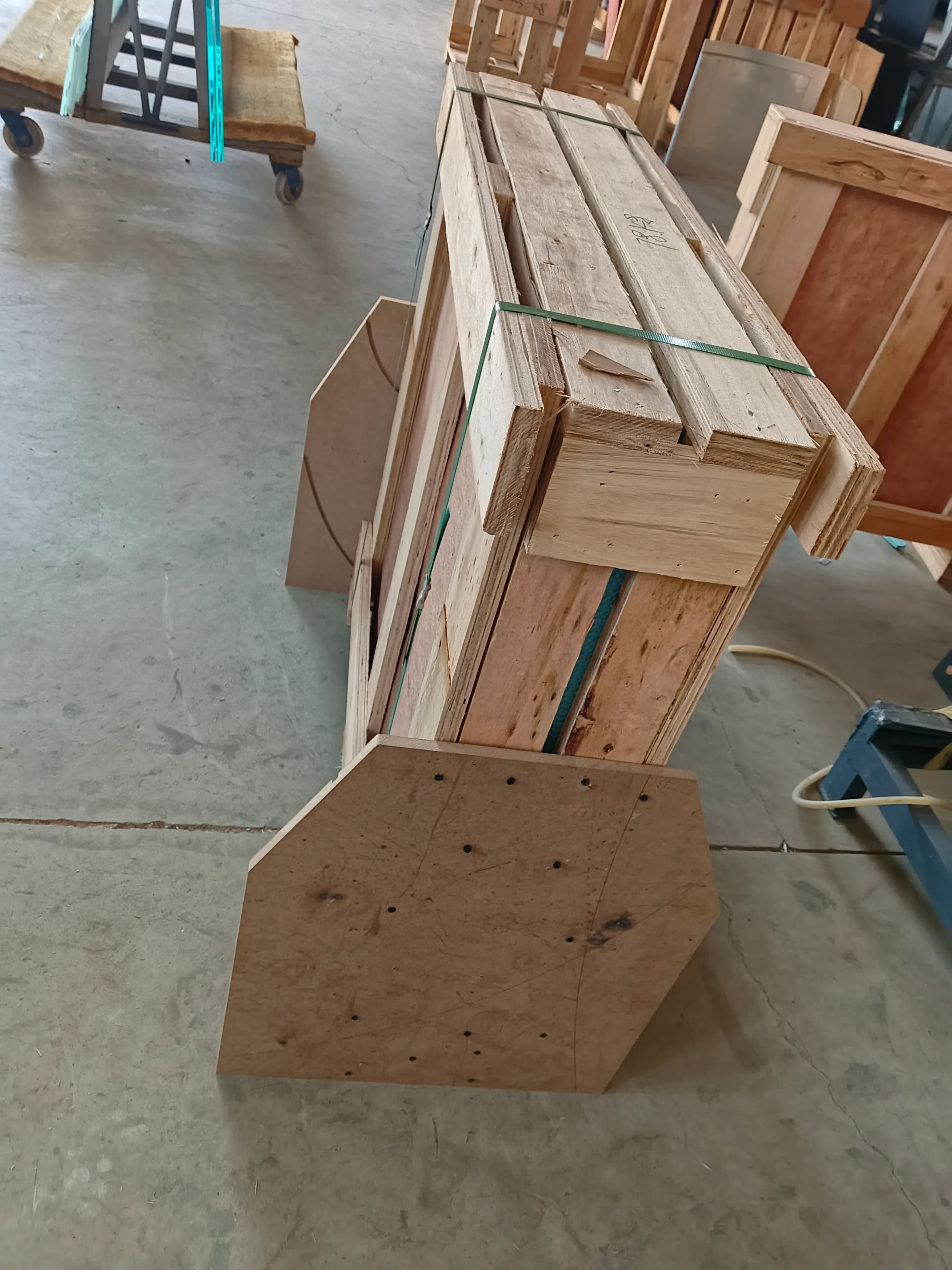 Reinforced wooden box