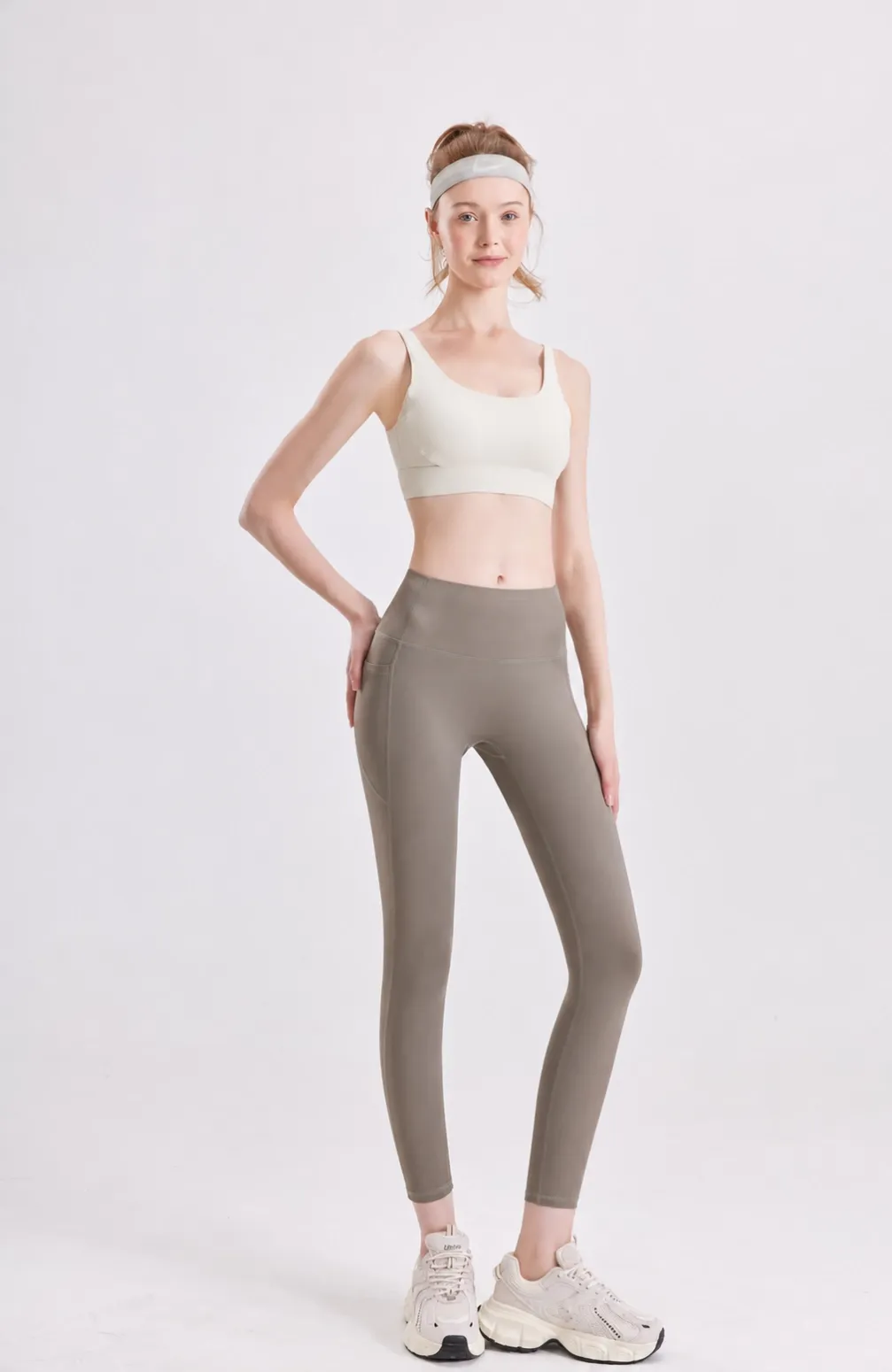 Silver Gray high-waisted pocket yoga leggings model 25003