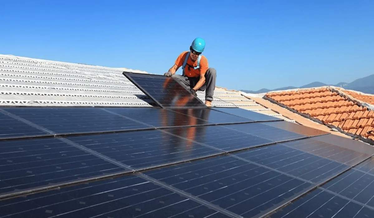how-to-install-solar-panels-on-the-roof-top
