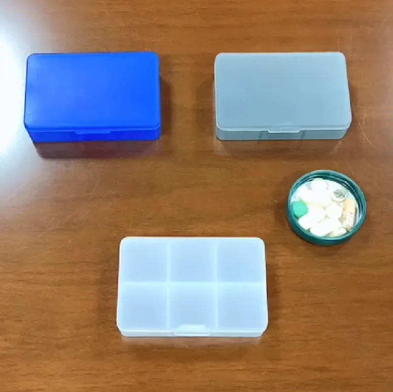 Custom Colours Portable 6-Compartment Pill Organizer