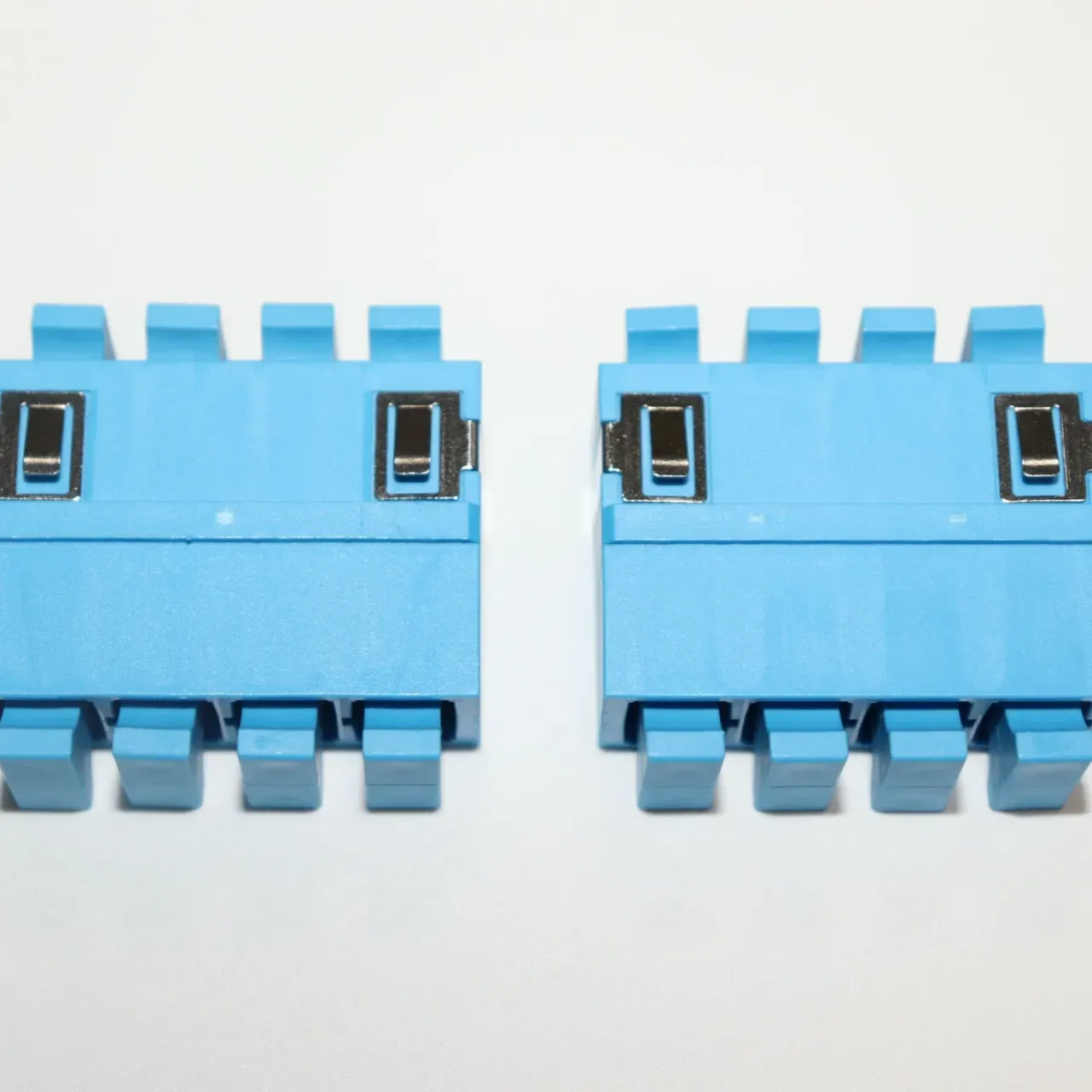 SC Quad Fiber Optic Adapter 4-Port Panel Coupler for Organized Fiber Distribution