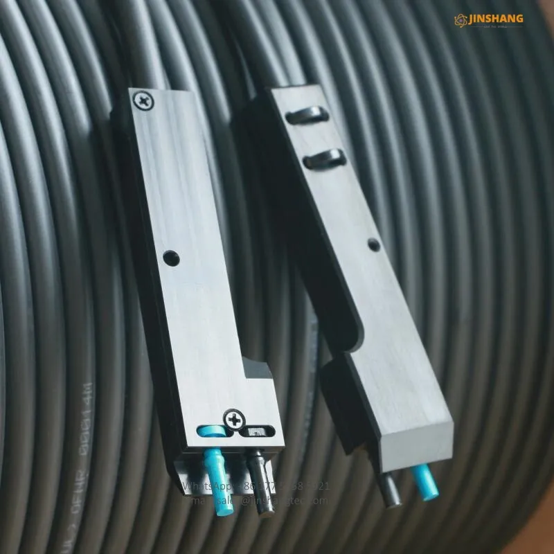 v-pin-versatile-link-h-pcf-industrial-fiber-optic-cable-assembly-watermarked-01