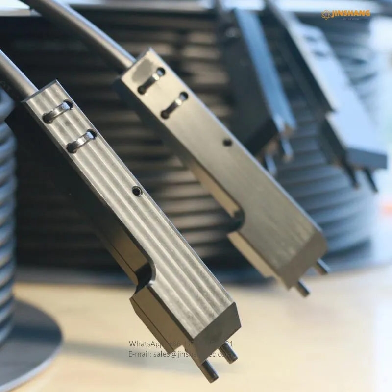 V-PIN Versatile Link H-PCF Industrial Fiber Optic Cable Assembly
