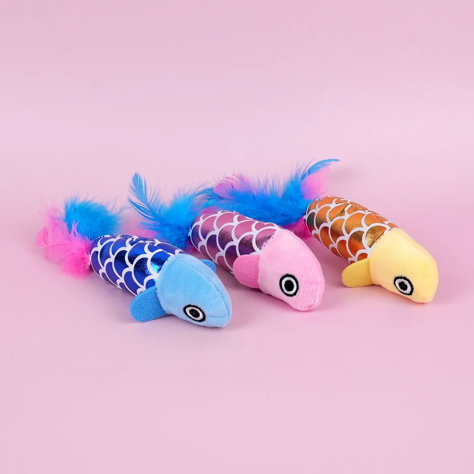 Plush Fish Cat Toys with Feather Tail wholesale from Lanshine Pet