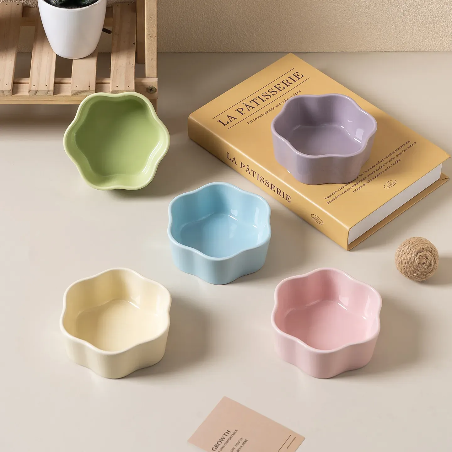 Classic Ceramic Pet Bowl (200ml) wholesale from Lanshine Pet