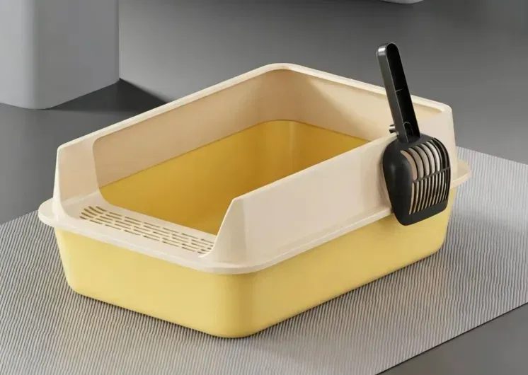 Square Semi-Enclosed Litter Box wholesale pet product from Lanshine Pet