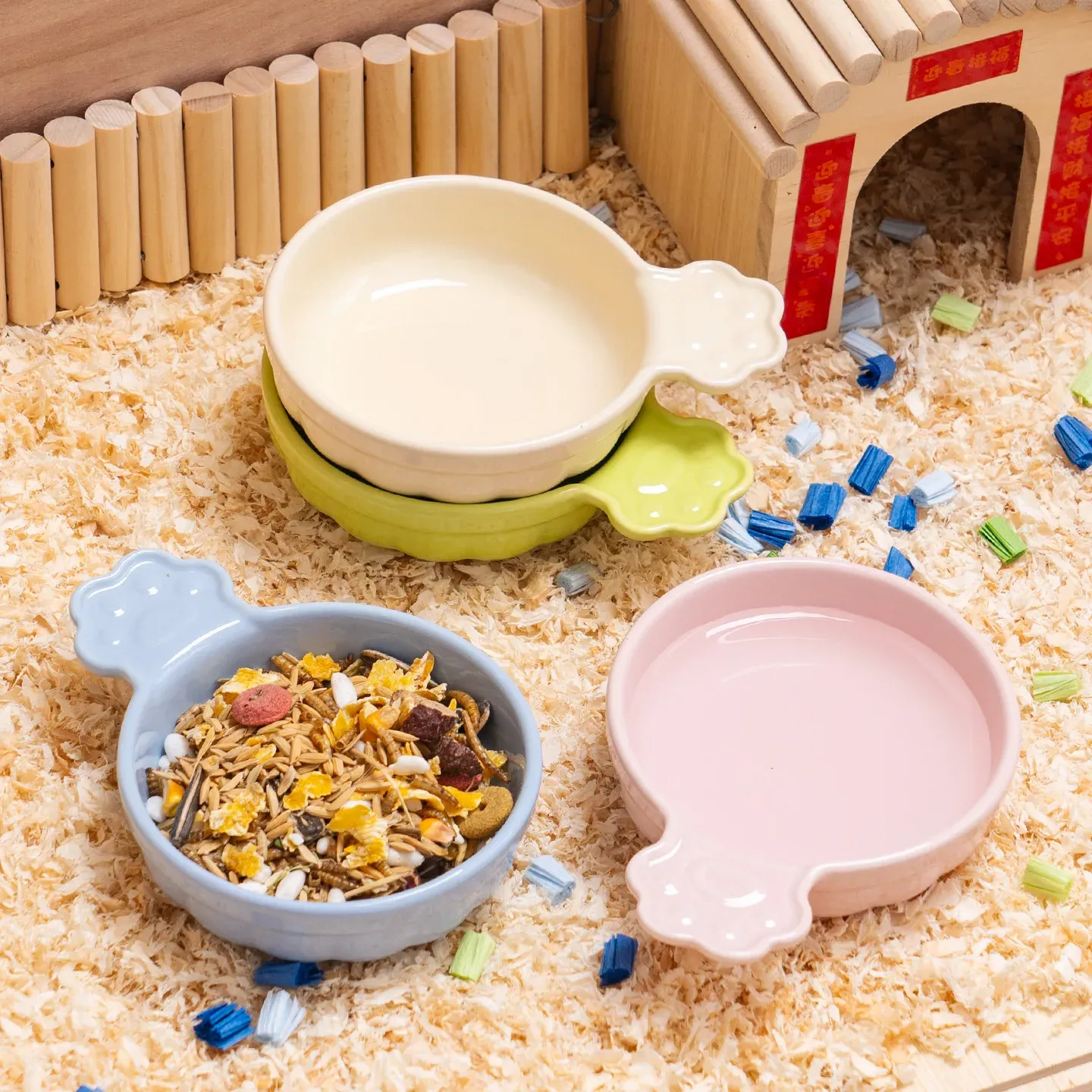 Paw-Handle Ceramic Bowl wholesale from Lanshine Pet