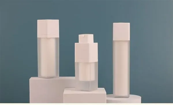 15ml30ml50ml White Plastic Four Square Rotating Vacuum Bottle Frosted Push Lotion
