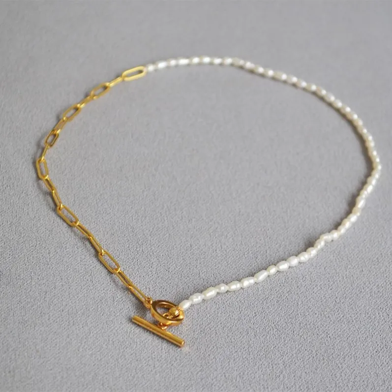 necklaces_pearl_choker_01.webp