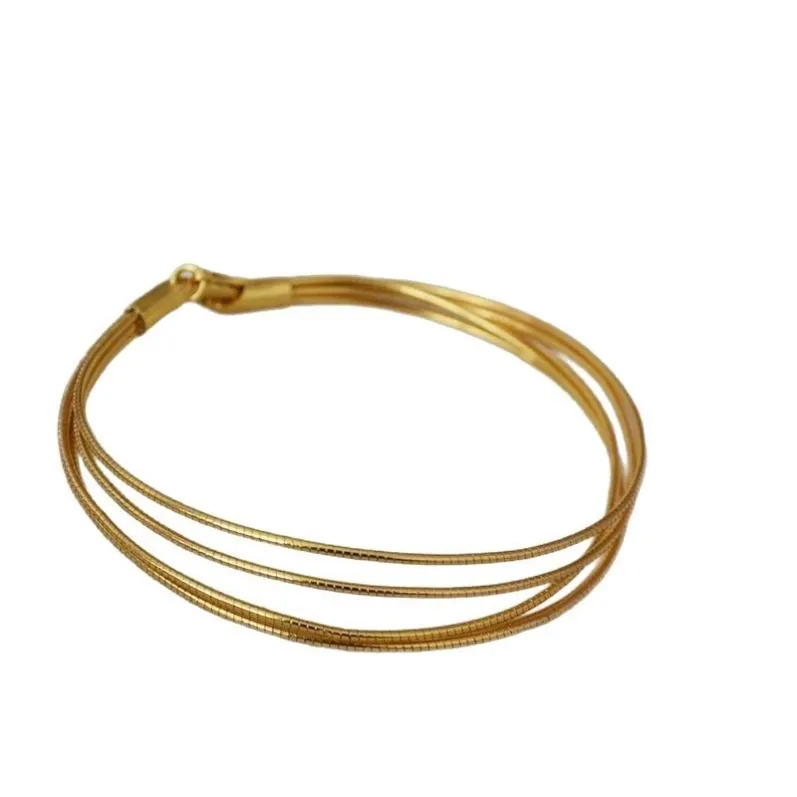 bracelets_snake_chain_05.webp