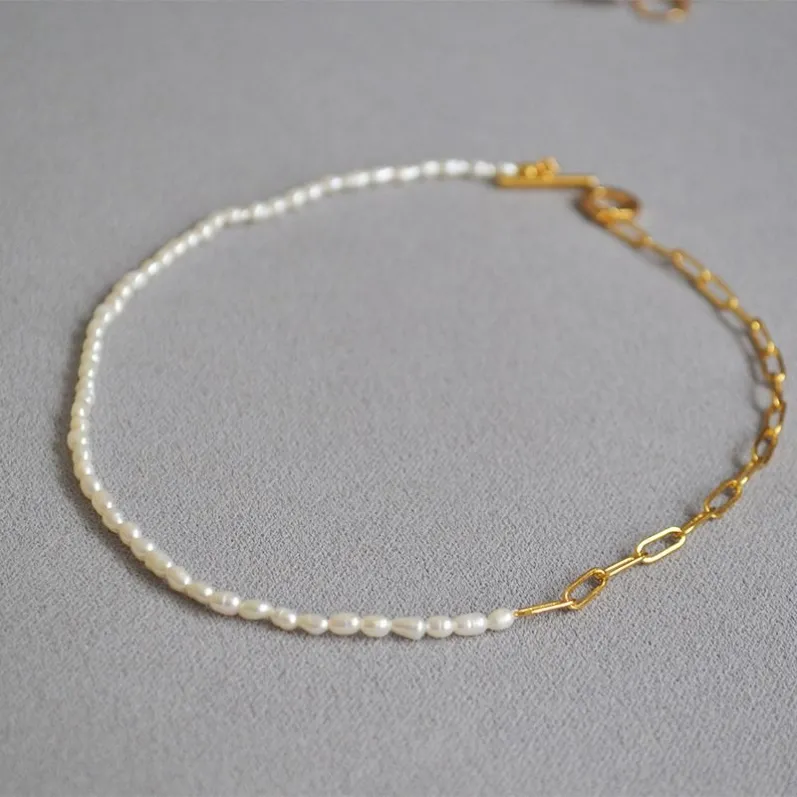 necklaces_pearl_choker_04.webp