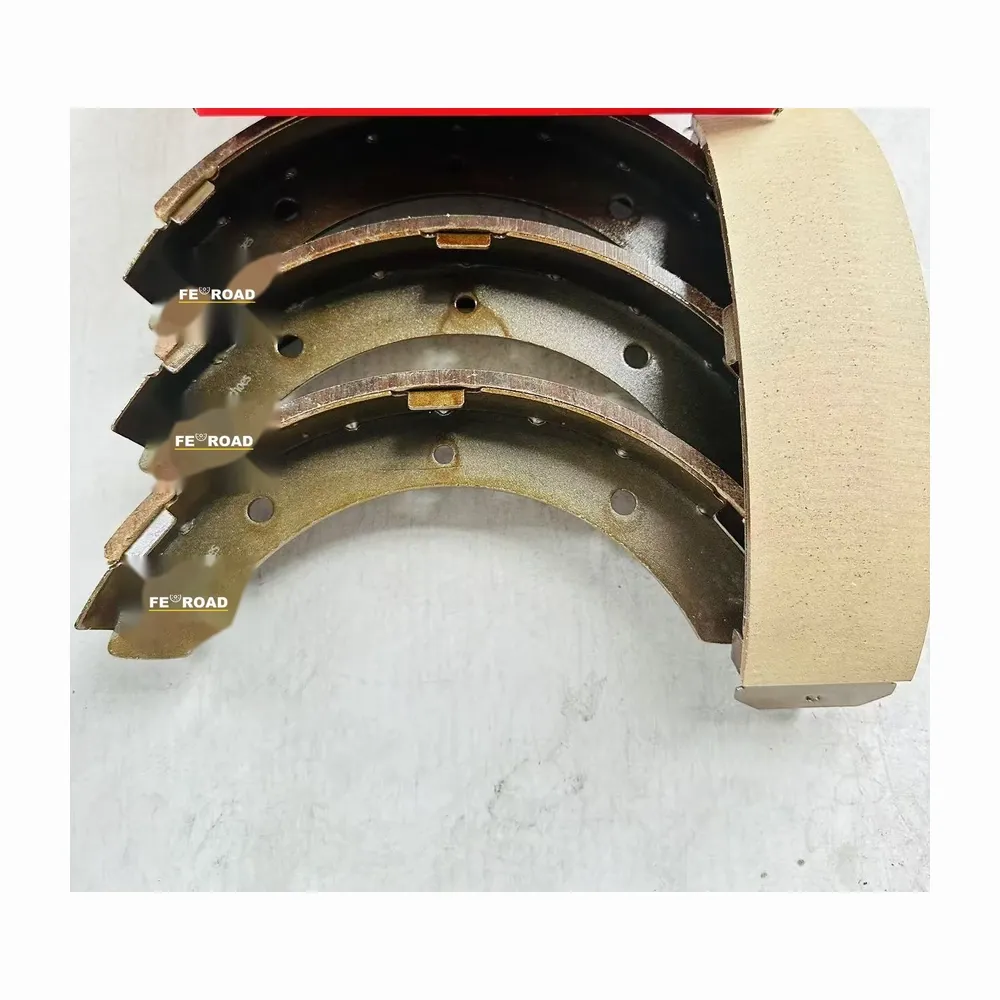Drum brake shoe set with metal frame and bonded lining
