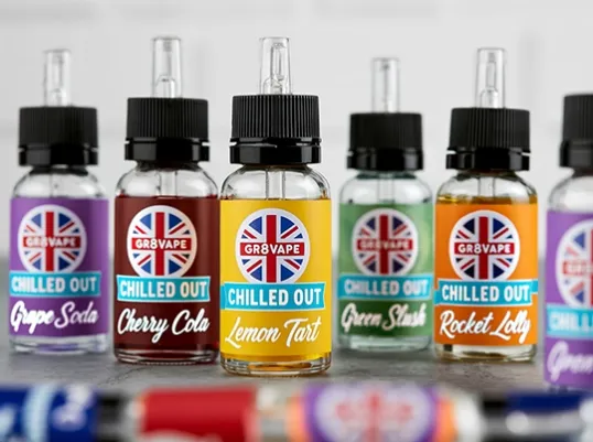 altshiftkill0301_a_lineup_of_six_e_liquid_bottles_is_presented__e9cb5c62-fa85-412f-97cc-203a9a32b93c