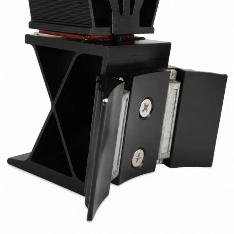 Back of Magnetic and stove top dual-use stove fan (1)