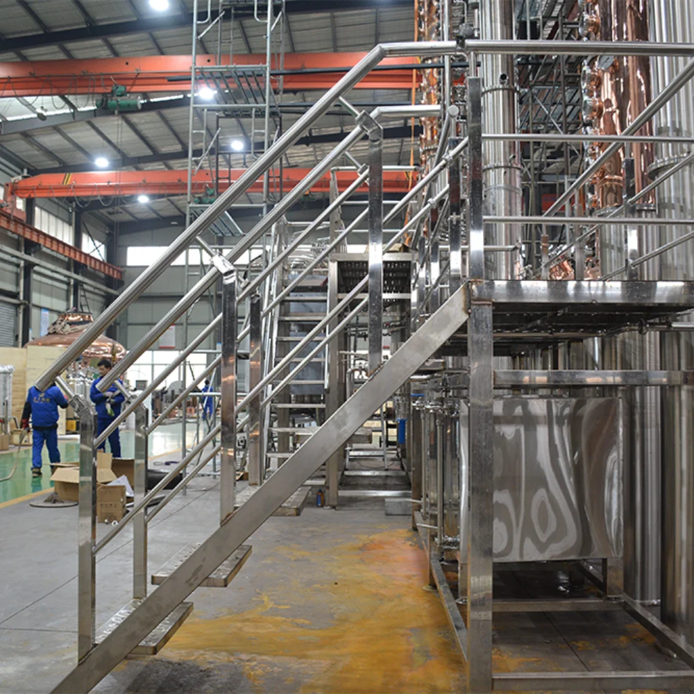 multi-plate-fractional-distillation-tower-for-whiskey-and-vodka_WH_1000x1000px