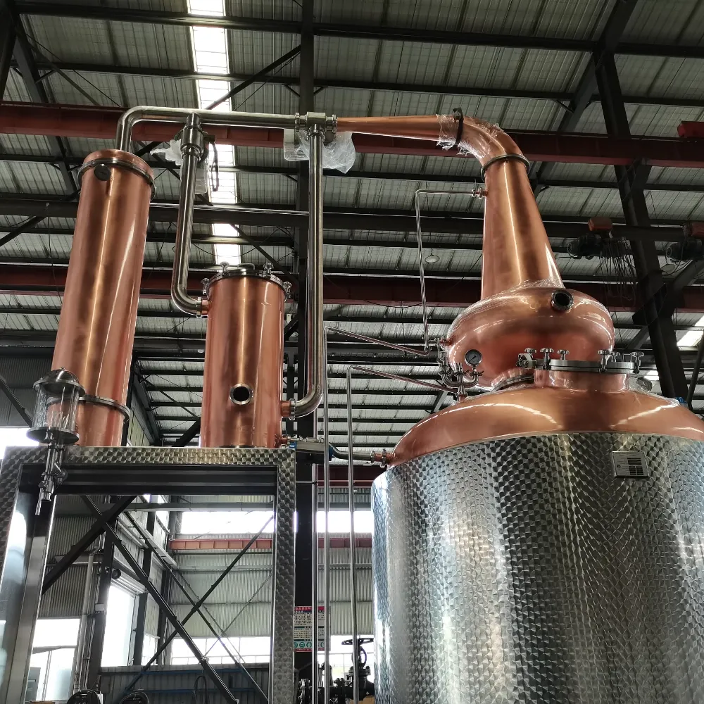 copper‑pot‑still‑swan‑neck‑condenser‑close‑10