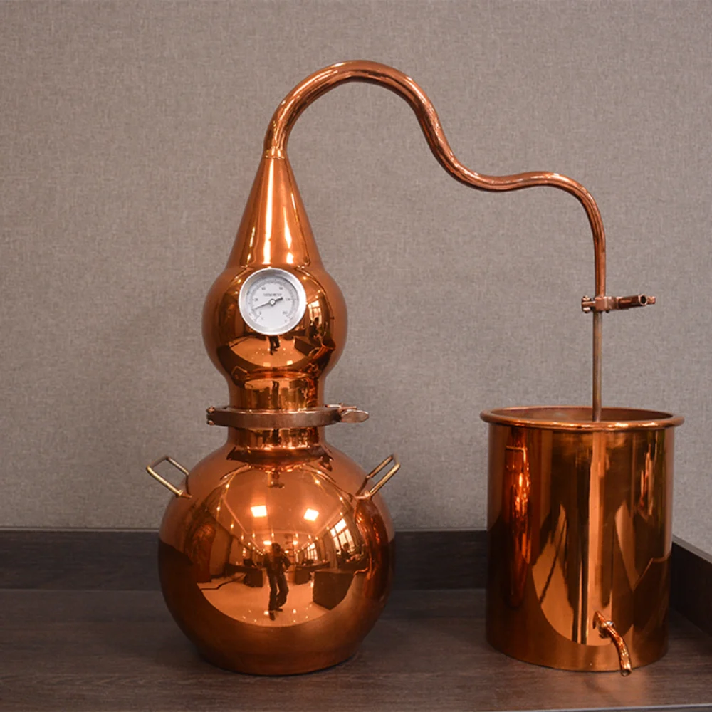 tabletop-copper-distillery-unit-for-small-batch-artisanal-spirits