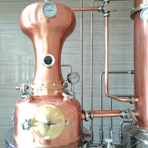 artisanal-red-copper-still-onion-head-detail