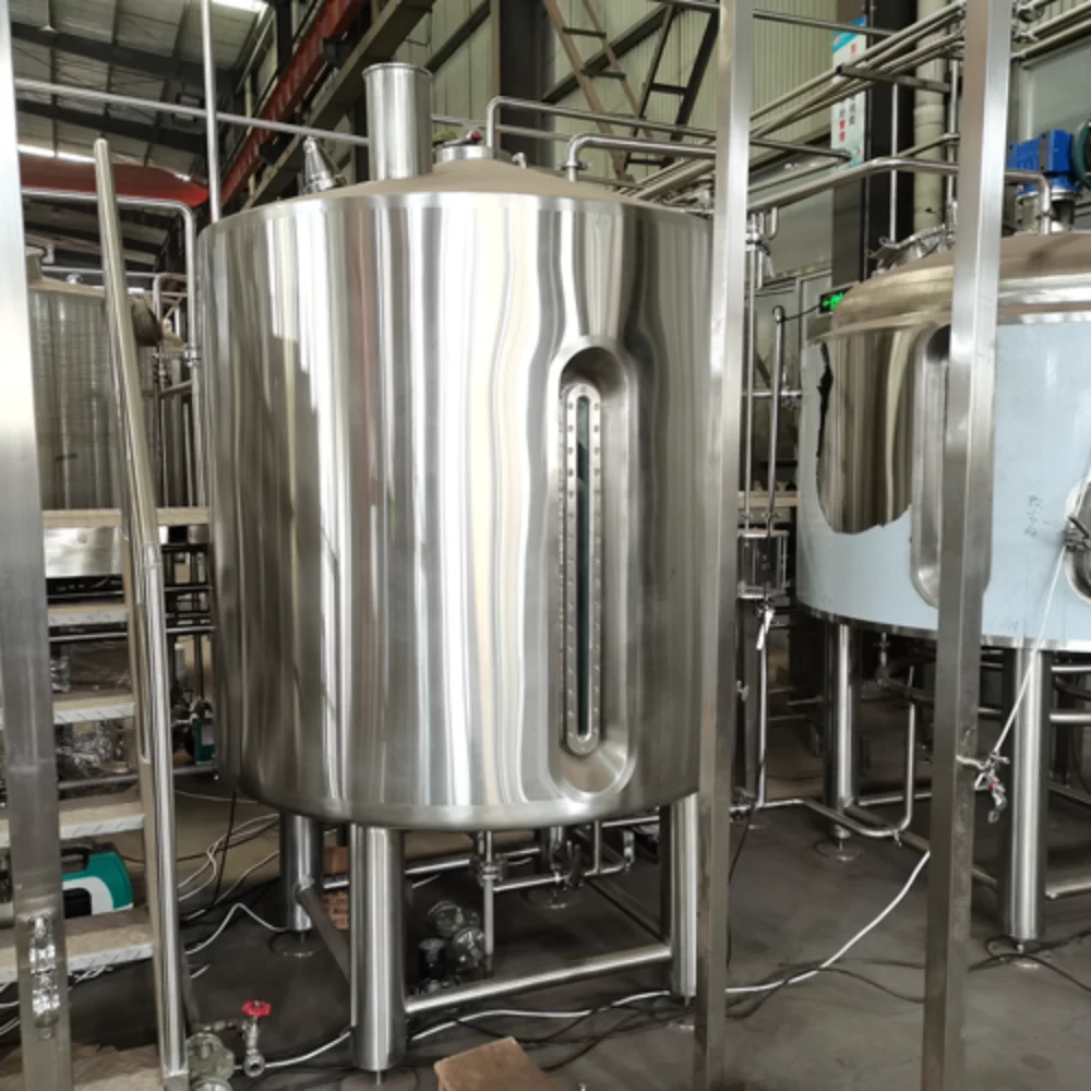 stainless-steel-unitank-fermenter-with-sight-glass_WH_1000x1000px