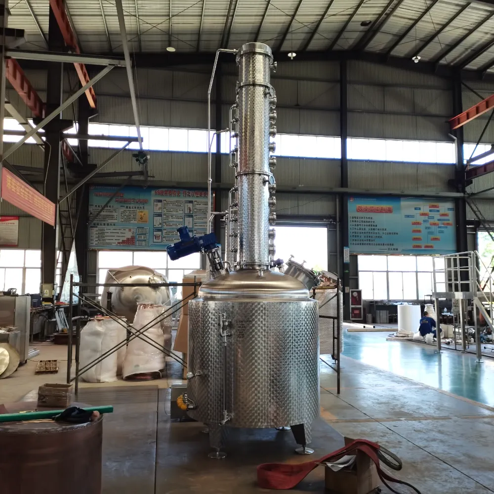 1000l‑stainless‑steel‑vodka‑distiller‑rectification‑tower‑side‑angle‑factory‑shot