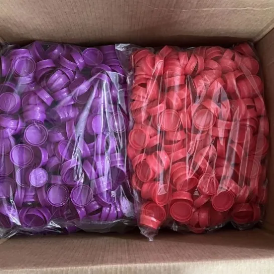 colored-plastic-lid-pet-can-manufacturer.jpg