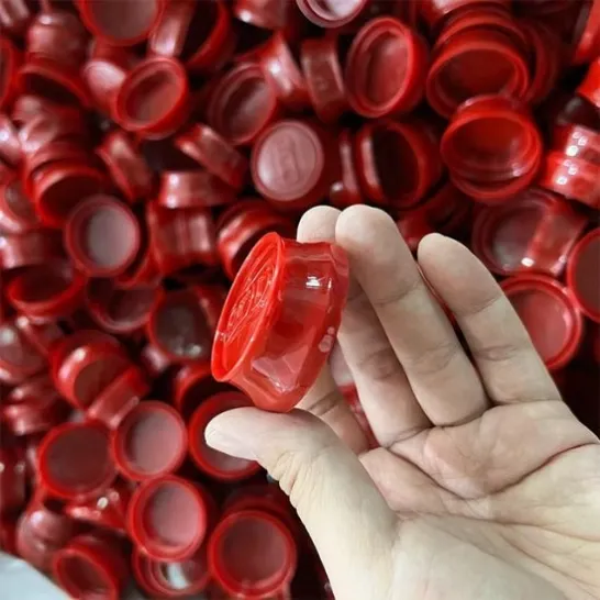 clear-pet-can-with-colored-lid.jpg