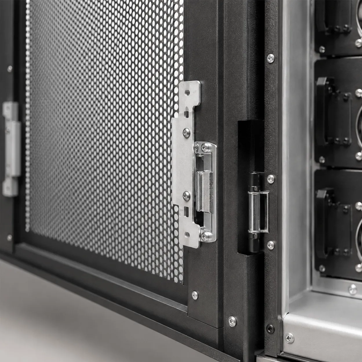Modular UPS Systems(1)