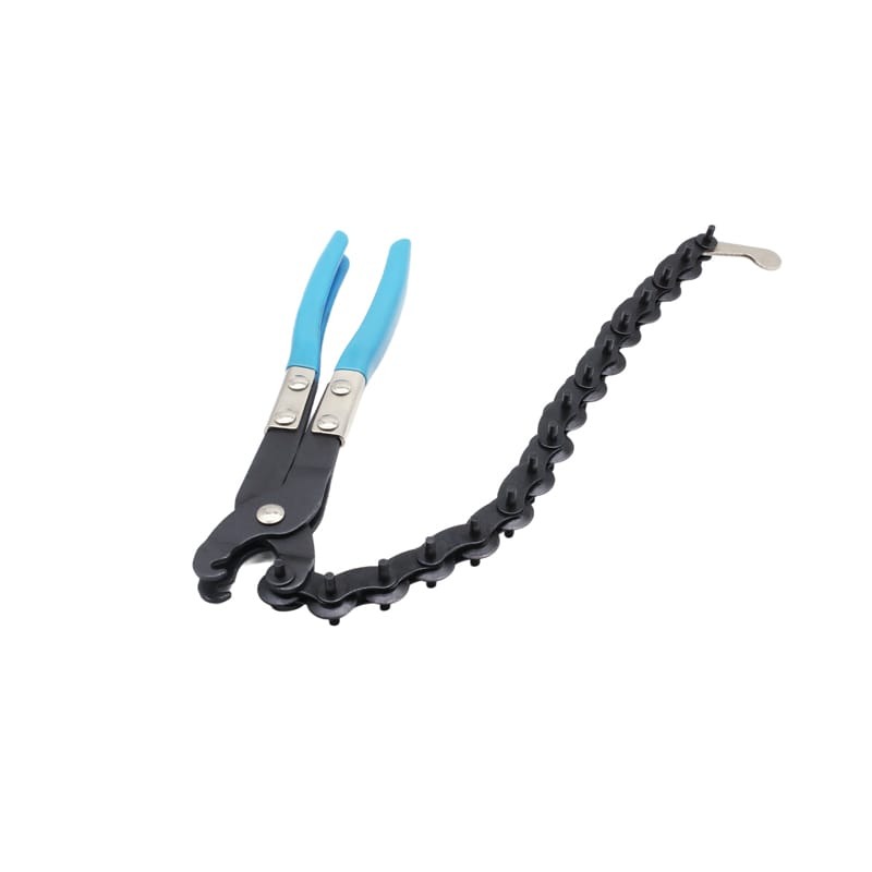 Heavy-duty tailpipe cutter with chain and blue handles for cutting iron, copper and PVC pipes