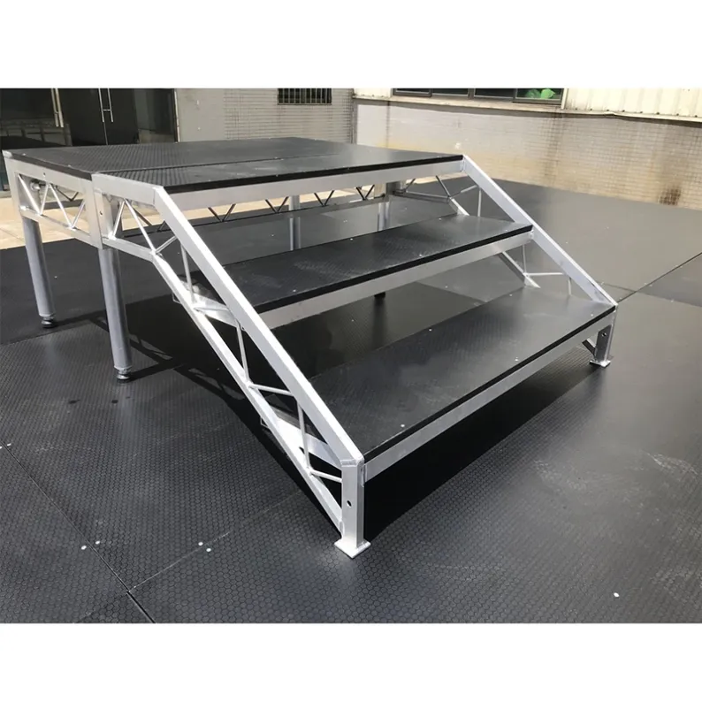 M Stage 01