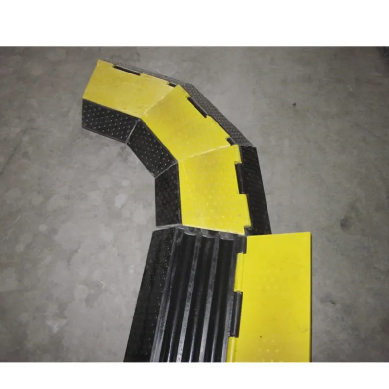 3 Channel Cable Ramp Corner 02