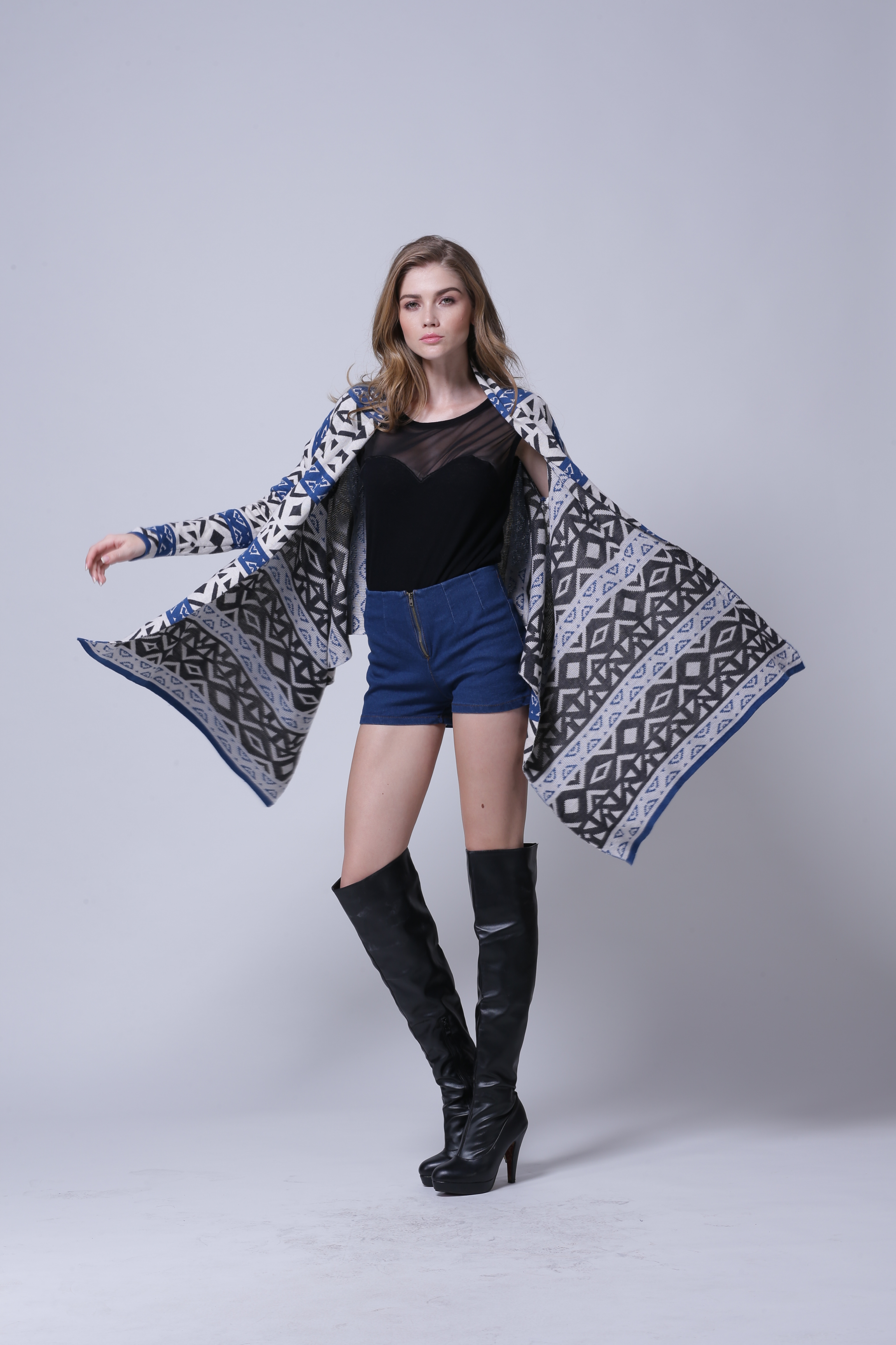 Women's knitted cardigan IMC103 – balanced front view in studio lighting