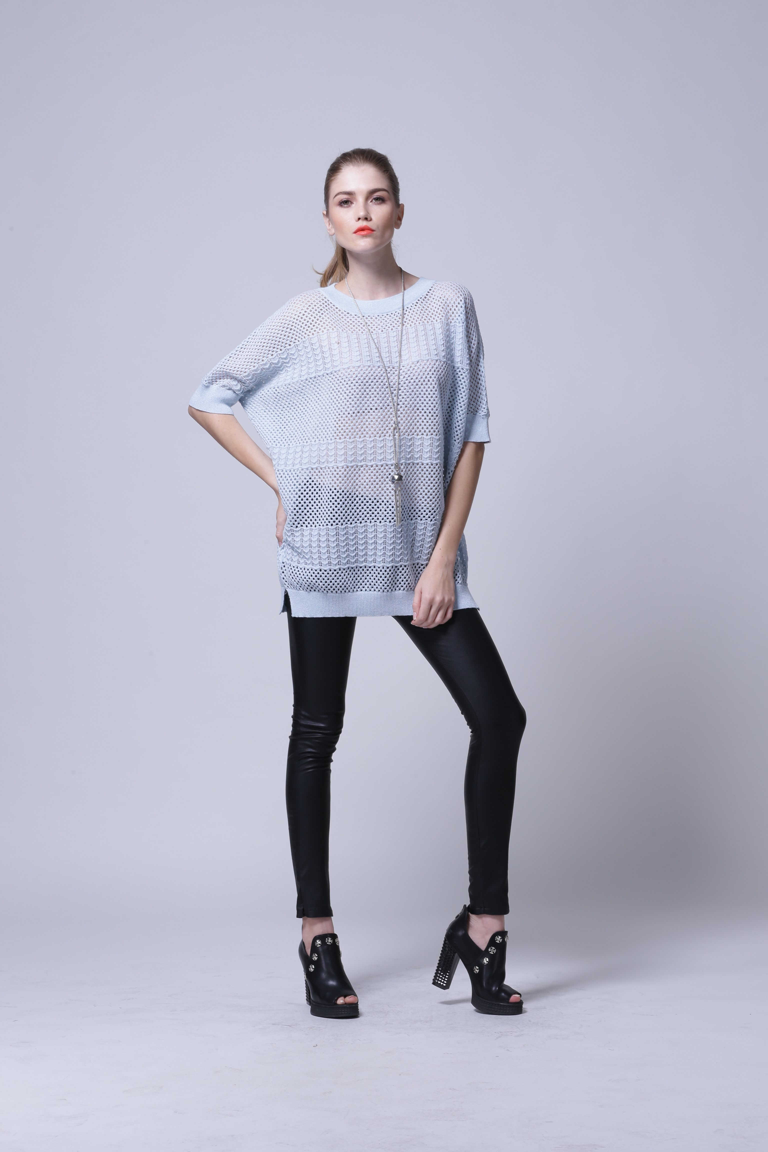 Full front studio display of women's knitted pullover IMP112