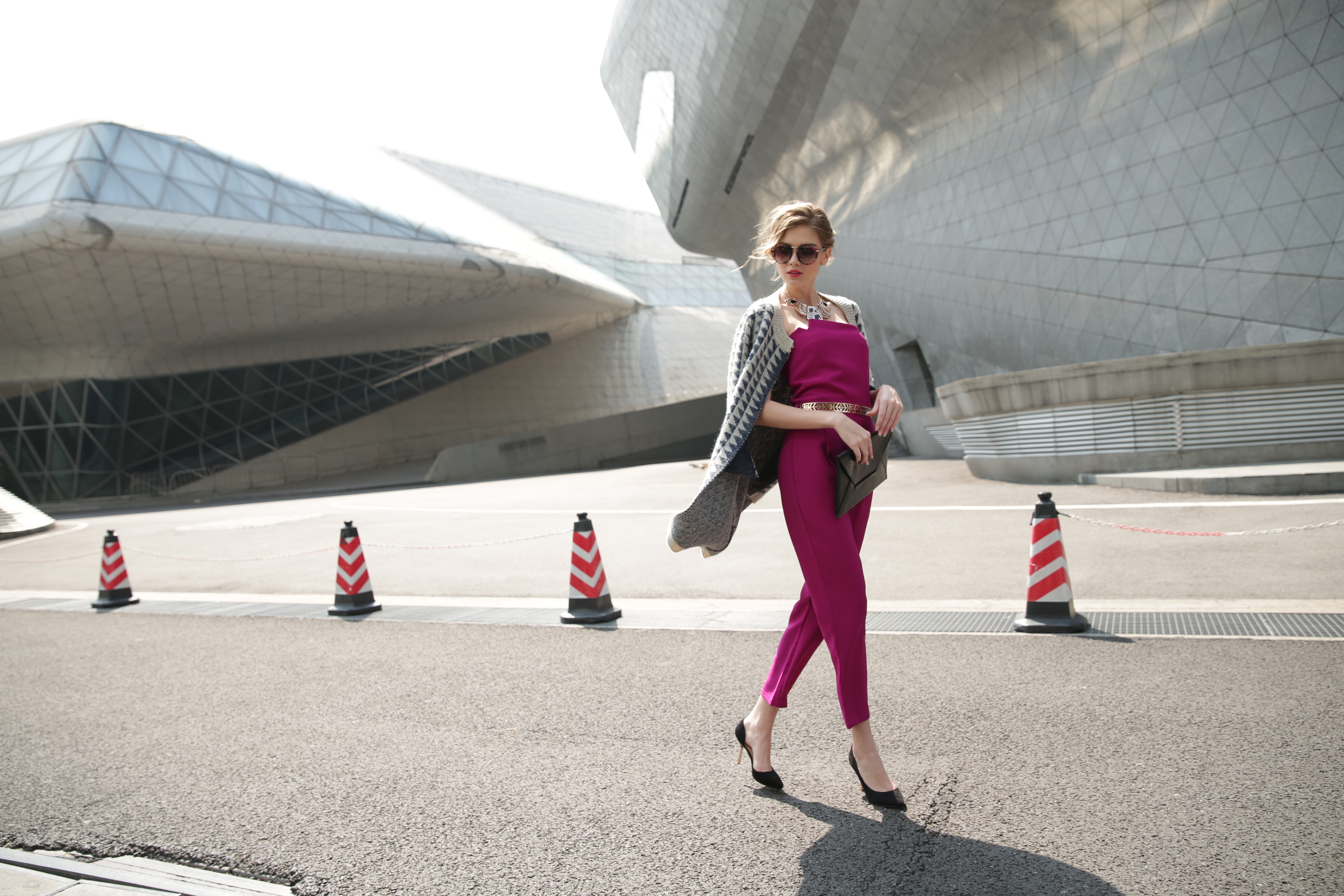 Contemporary layered styling outfit with knitted cardigan IMC112