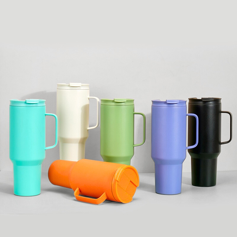 Universal Vacuum Travel Mug