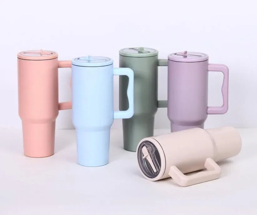 Custom insulated stainless steel tumblers in custom colors