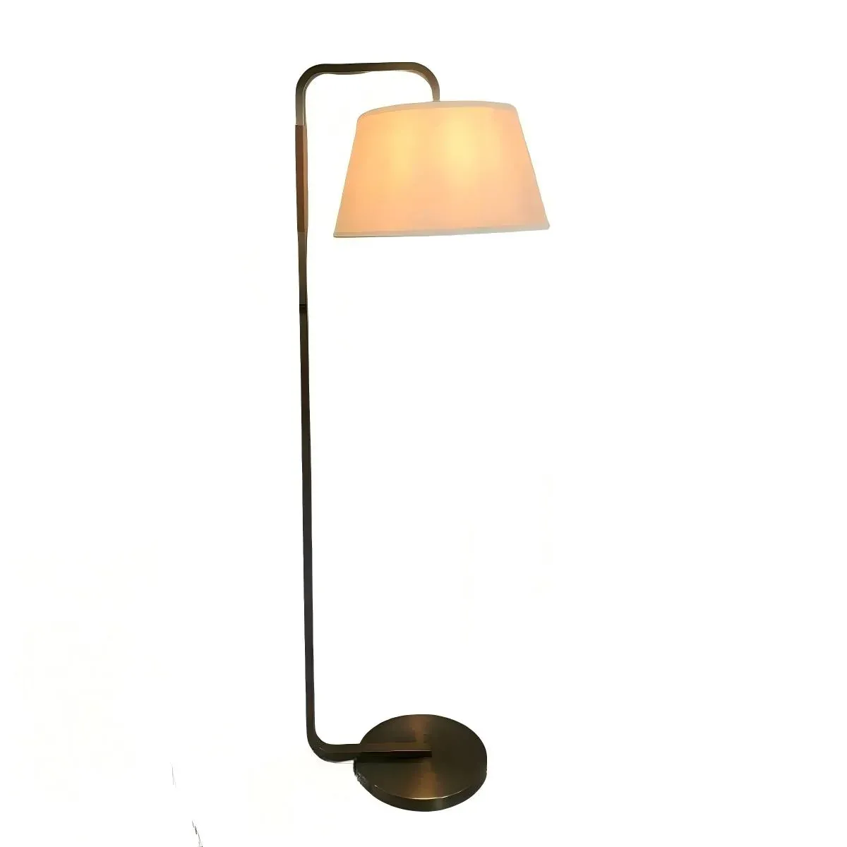 spf-2609-brass-tone-floor-lamp-illuminated-front-view