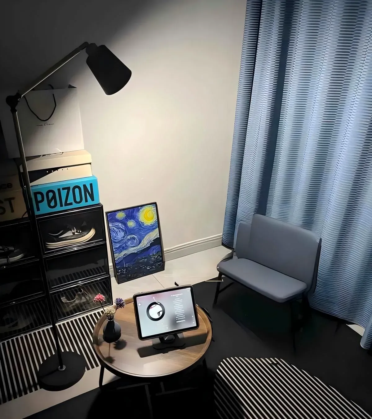 spf-2613-black-adjustable-floor-lamp-living-room-application